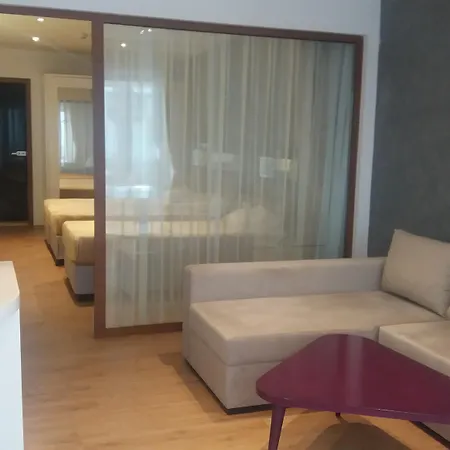 Mirage World 4* İçmeler