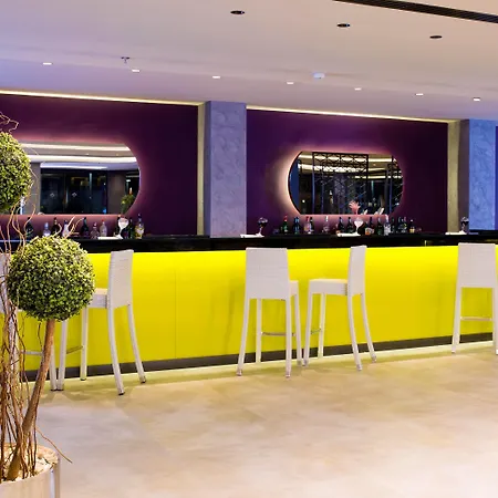 Hotel Mirage World